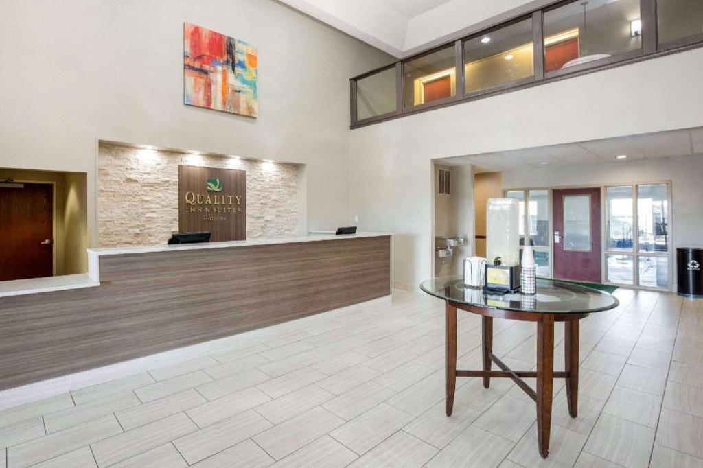Quality Inn & Suites Arnold - St Louis Zewnętrze zdjęcie