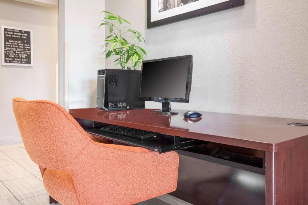 Quality Inn & Suites Arnold - St Louis Zewnętrze zdjęcie